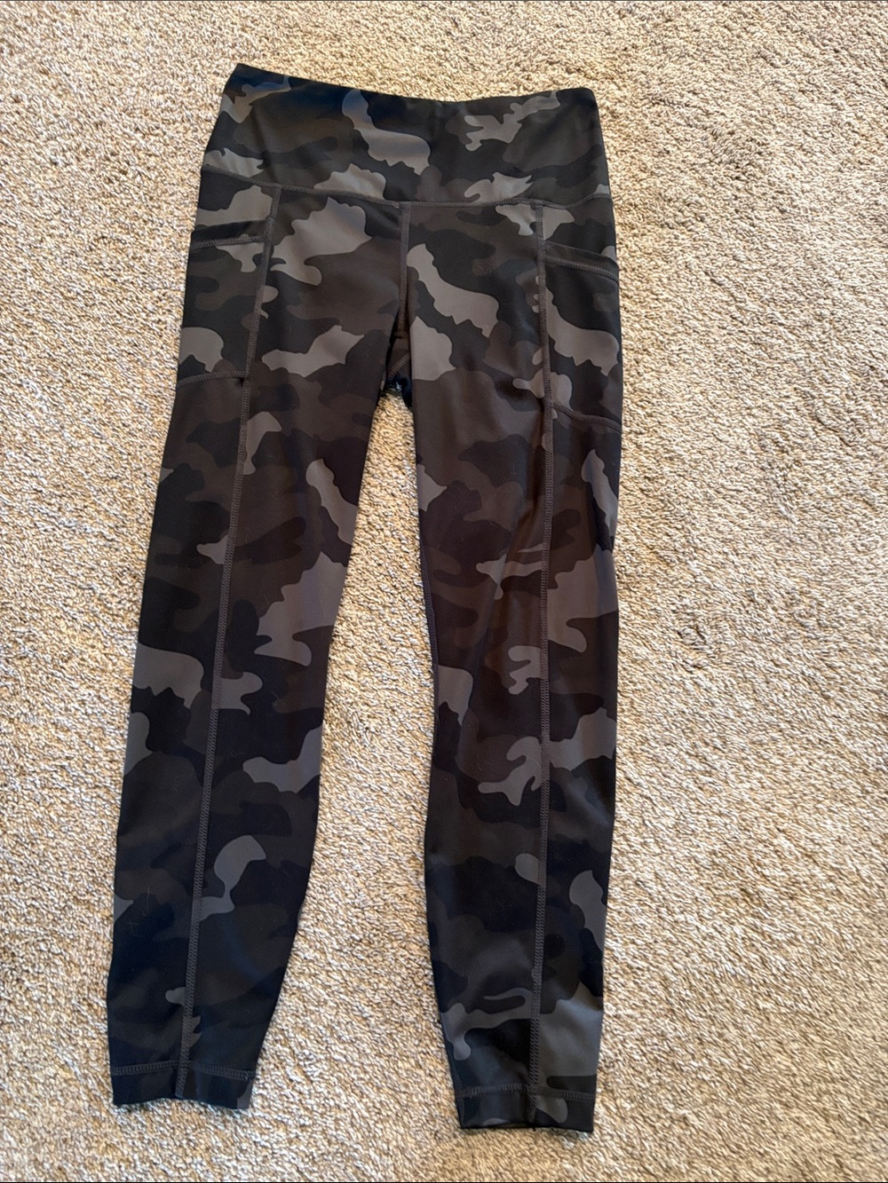 90 Degree By Reflex Women's Camo Performance Leggings - Black & Gray camo